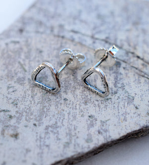 Triangle Post Stud Earrings. Fine Silver Jewelry. Minimalst Jewelry. 64193