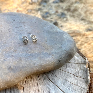 Silver Star Mini Post Stud Earrings. Pure Silver Nugget Posts. 72401