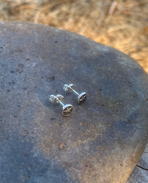 Silver Star Mini Post Stud Earrings. Pure Silver Nugget Posts. 72401