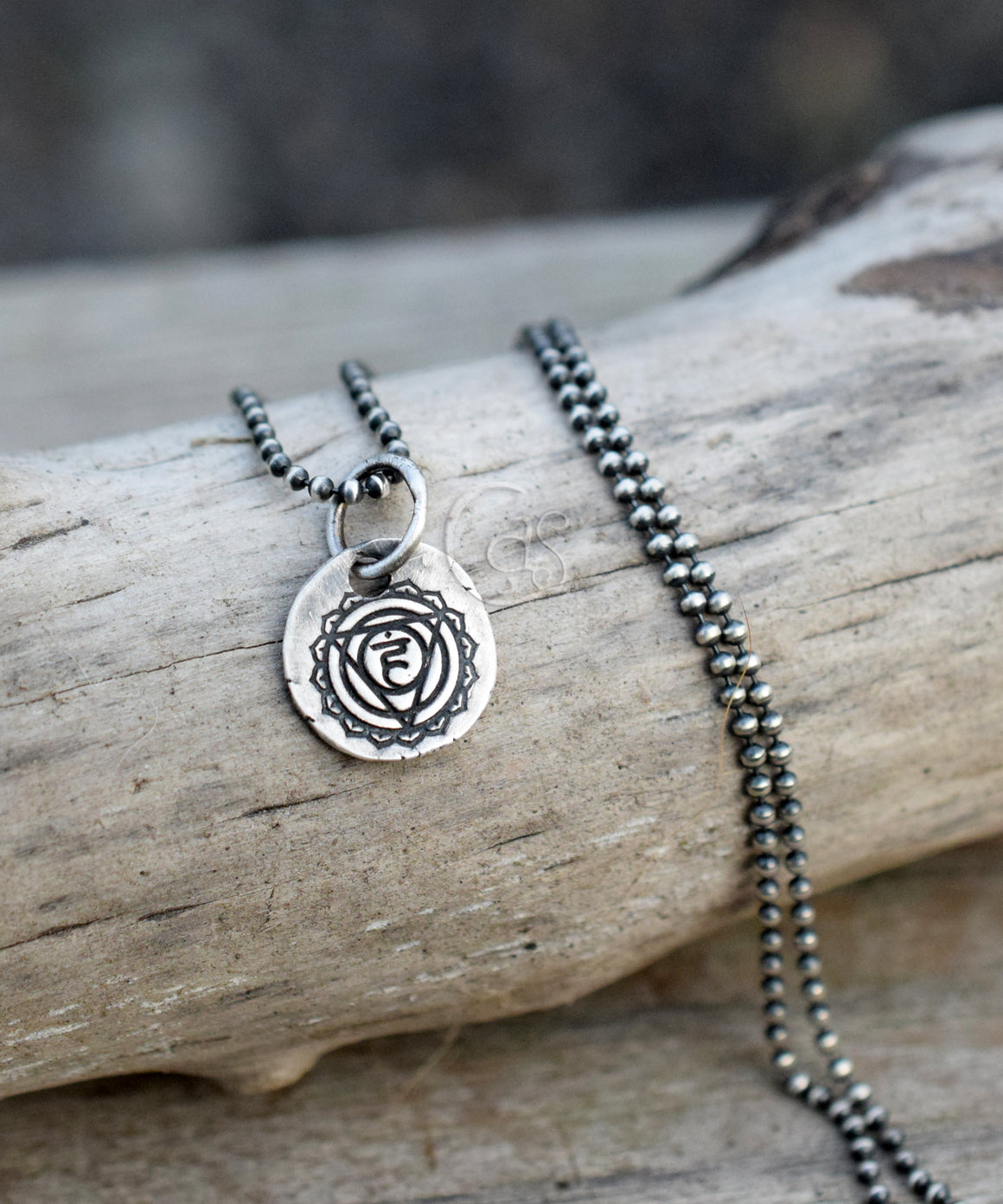 Throat chakra Vishuddha charm in .999 fine silver