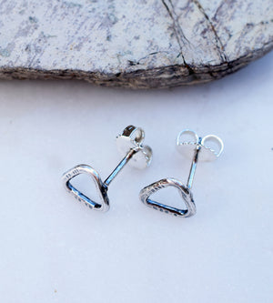 Triangle Post Stud Earrings. Fine Silver Jewelry. Minimalst Jewelry. 64193